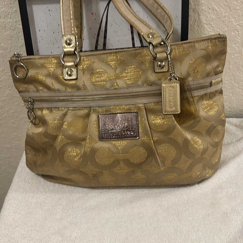 Coach Gold Shoulder Bag with Luxurious Metallic Finish